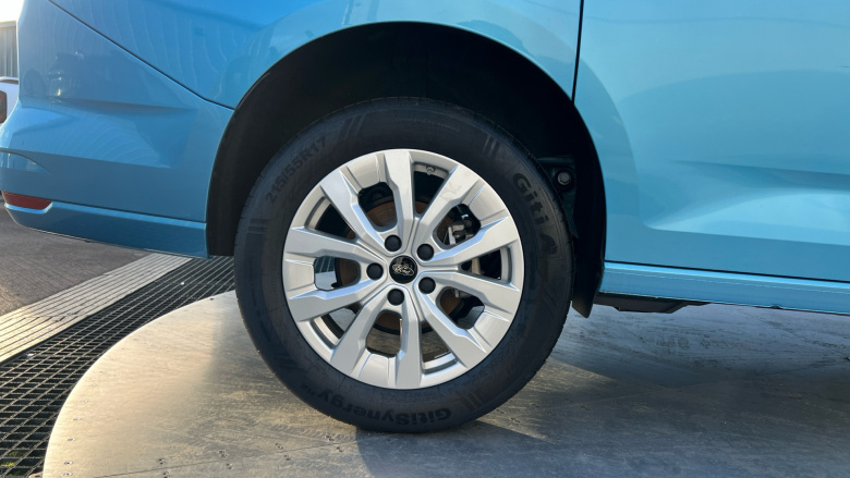 Ford Transit Connect 230 L2 Diesel 2.0 EcoBlue 102ps Limited Van